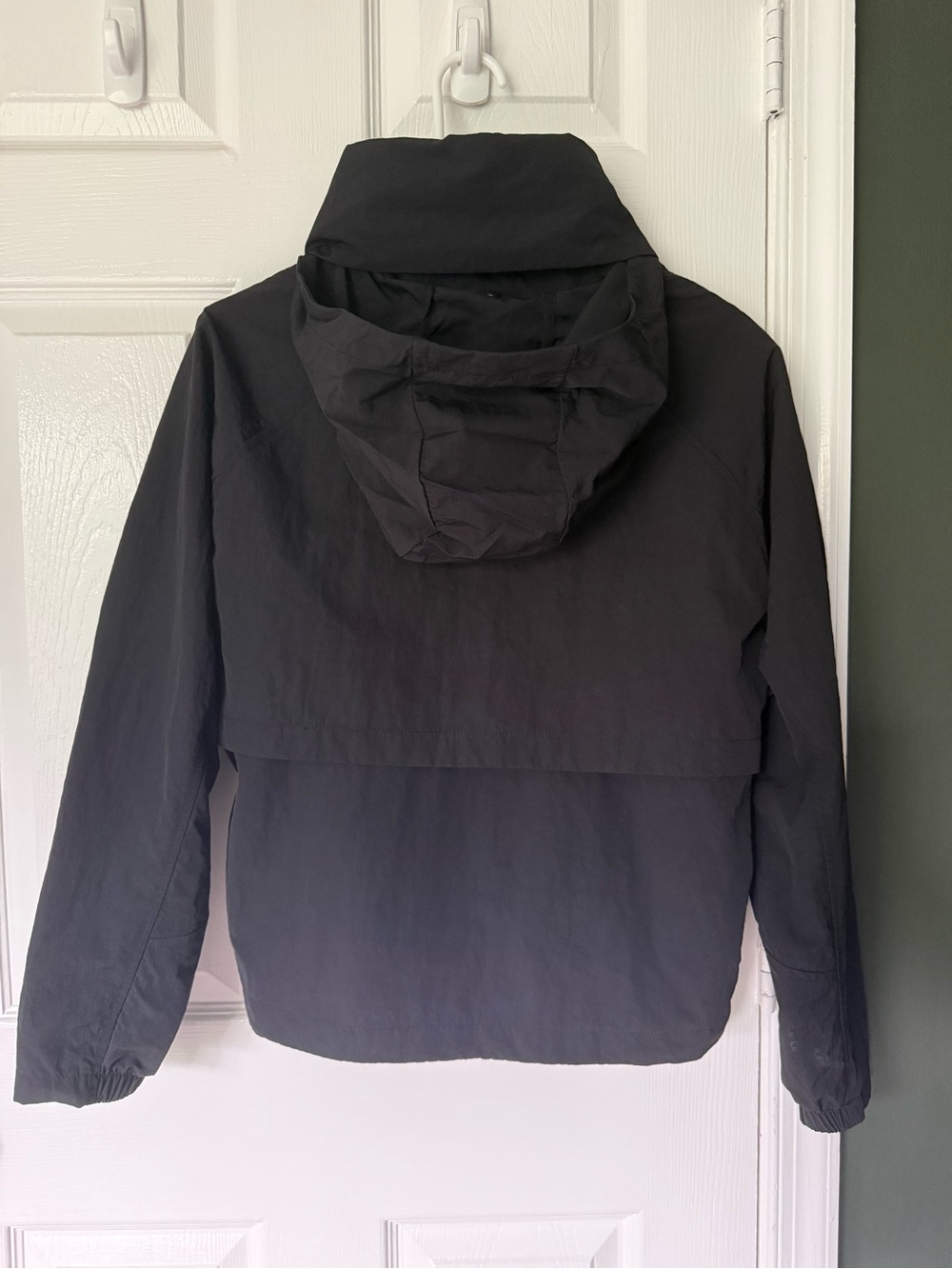 Quince Water Repellent Windbreaker Jacket - Picture 9 of 11